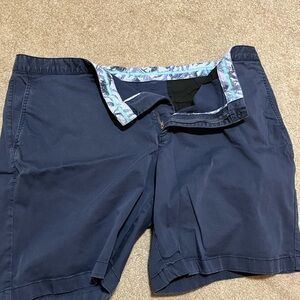 Mens Tommy Bahama Navy Shorts.  44R